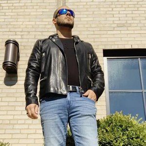 Meet your Posher, Chris